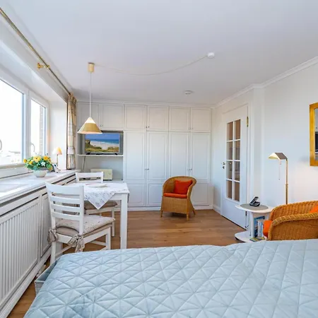 App. Luetzen Sylt Апартаменты Вестерланд